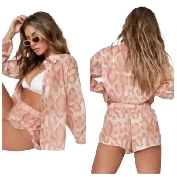 Missguided Women's Tawny Peach Chiffon Washed Poly Leopard Runner Shorts NEW - Picture 1 of 11